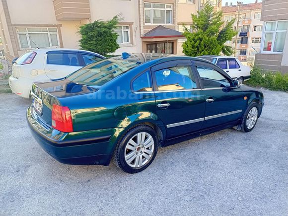 Sahibinden Volkswagen Passat 1.8 Basic 1997 Model