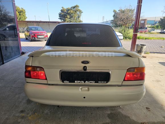 TEMİZ 1.6 KLİMALI FULL PAKET FORD