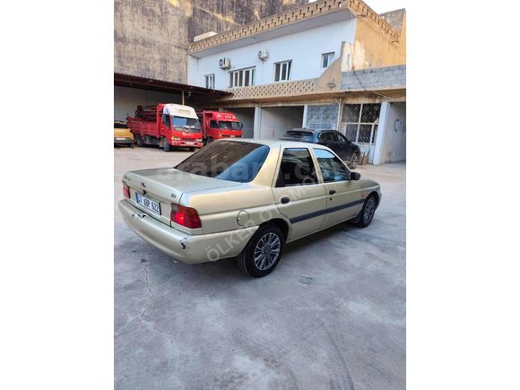 Araba emsalsiz temizlikte