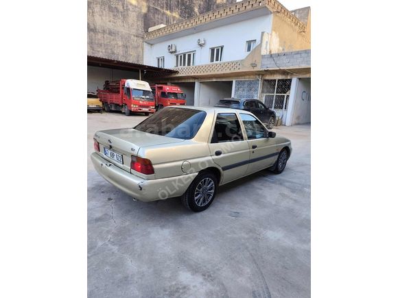 Araba emsalsiz temizlikte