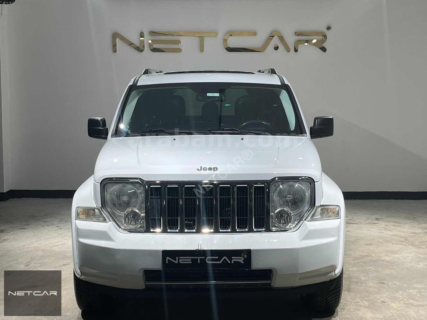 Galeriden Jeep Cherokee 2.8 CRD 2012 Model Eskişehir 180.000 km Beyaz 1
