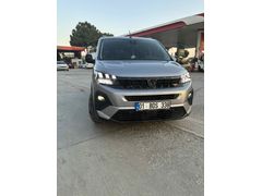 Sahibinden Peugeot Rifter 1.5 BlueHDI Allure 2025 Model 