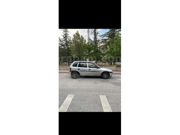 Sahibinden Opel Corsa 1.2 Swing 2000 Model Ankara