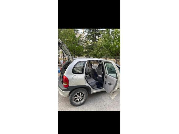 Sahibinden Opel Corsa 1.2 Swing 2000 Model Ankara