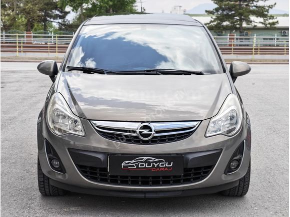 HATASIZ DÜŞÜK KİLOMETRE OTOMATİK VİTES SANRUFLU CORSA