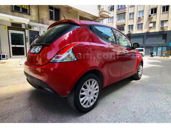 Sahibinden Lancia Ypsilon 0.9
