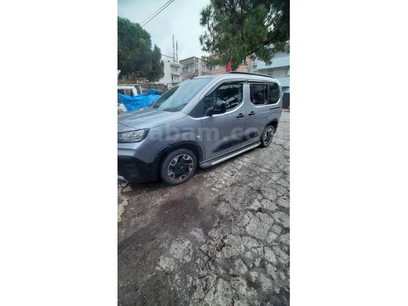 Sahibinden Fiat Doblo Combi 1.5 BlueHDi Premio Plus 2025 Model