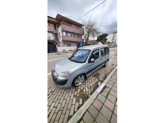 Sahibinden Peugeot Partner 1.6 XT 2003 Model