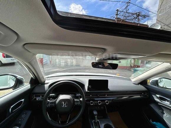 Sahibinden Honda Civic 1.5 i-VTEC Eco Elegance Plus 2024 Model 