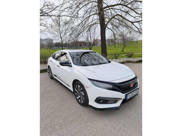 Sahibinden Honda Civic 1.6i VTEC Executive 2018 Model  92000km Beyaz