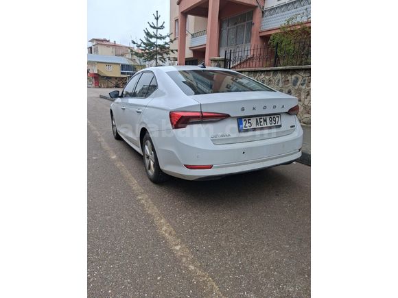 Sahibinden Skoda Octavia 1.0 e-Tec Elite 2022 Model