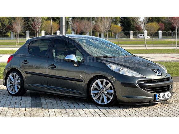 Kusursuz Peugeot 207,5 