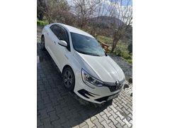 Sahibinden Renault Megane 1.3 TCe Touch 2023 Model 
