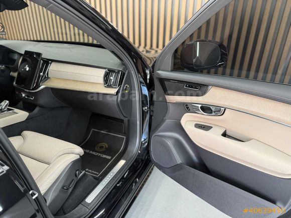 CVS MOTORS'DAN 2025 VOLVO XC90 2.0 B5 PLUS BRİGHT %20 FATURALI