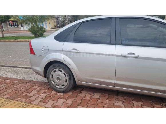Sahibinden Ford Focus 1.6 Comfort 2011 Model