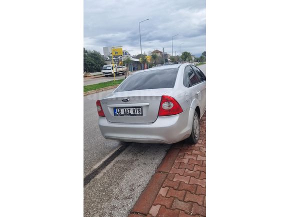 Sahibinden Ford Focus 1.6 Comfort 2011 Model
