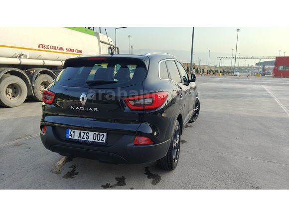 Sahibinden Renault Kadjar 1.2 TCe Black Edition 2017 Model Kocaeli