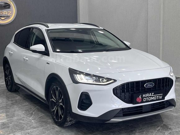 FORD FOCUS 1.5 ECOBLUE ACTIVE HATASIZ BOYASIZ TRAMERSİZ