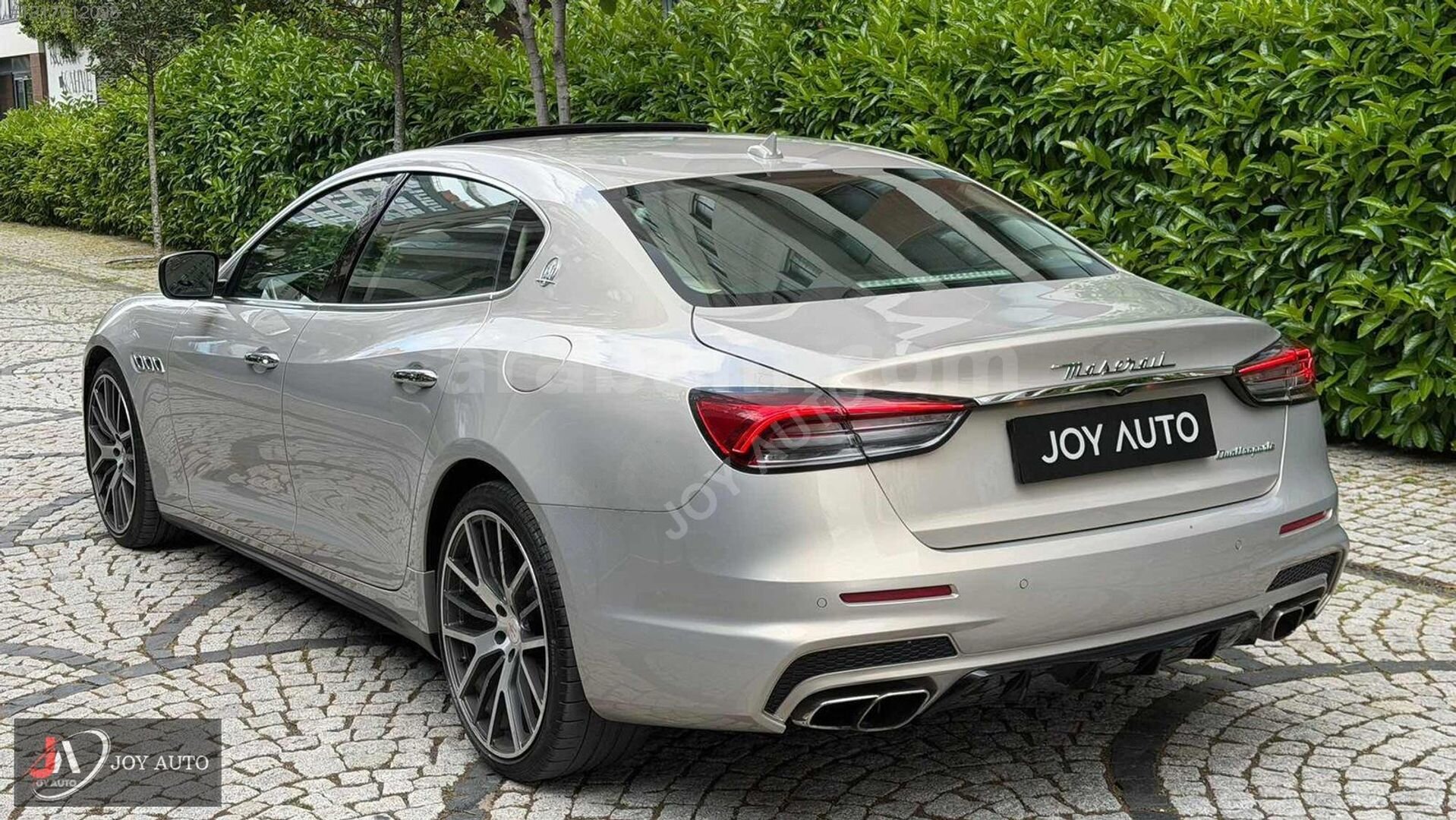 Galeriden Maserati Quattroporte 3.0 D 2014 Model İstanbul 164.000 km Şampanya 4