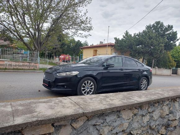 Sahibinden Ford Mondeo 2.0 TDCi Style 2015 Model  171.000 km Siyah