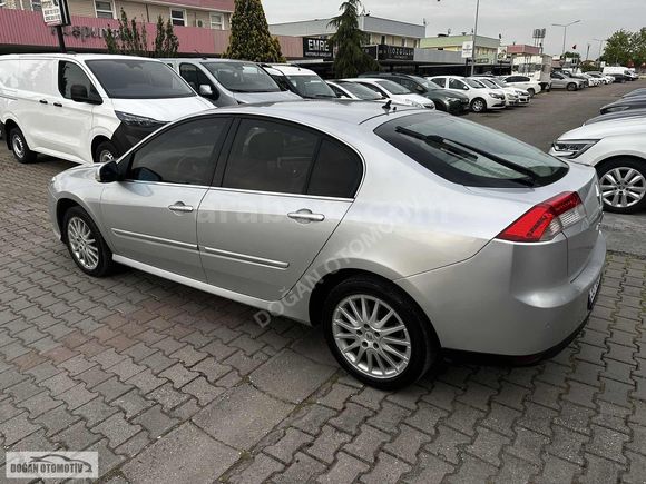 2010 RENAULT LAGUNA 1.5 DCİ EXECUTİVE