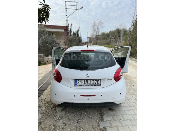Sahibinden Peugeot 208 1.2 VTi Access 2012 Model