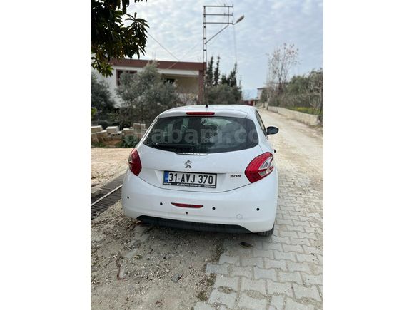 Sahibinden Peugeot 208 1.2 VTi Access 2012 Model