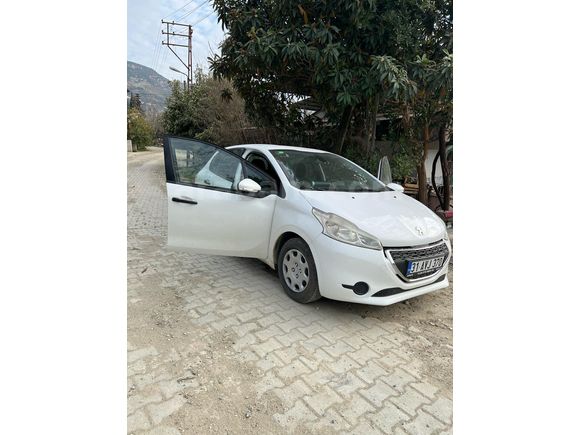Sahibinden Peugeot 208 1.2 VTi Access 2012 Model