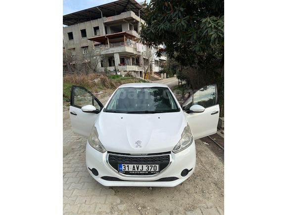 Sahibinden Peugeot 208 1.2 VTi Access 2012 Model