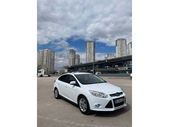 Sahibinden Ford Focus 1.6 Ti-VCT Style 2014 Model  156.000 km Beyaz