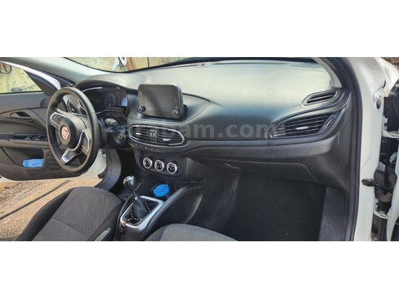 Sahibinden Fiat Egea 1.4 Fire Easy Plus 2023 Model Van