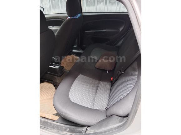 Sahibinden Fiat Linea 1.3 Multijet Active Plus 2015 Model  180.000 km Gri