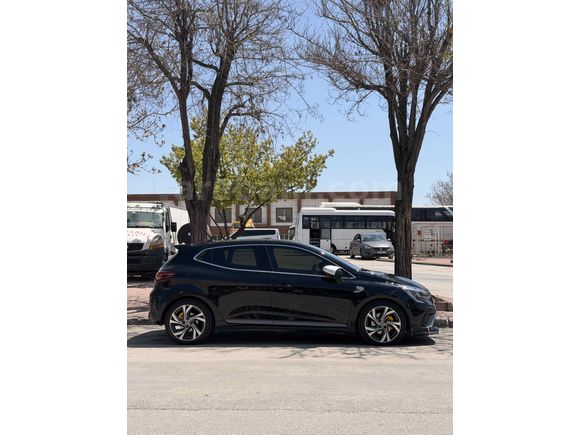 Sahibinden Renault Clio 1.3 TCe RS Line 2020 Model 