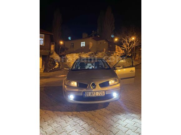 Sahibinden Renault Megane 1.6 Expression 2006 Model  247.000 km Gri (Gümüş)