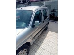 Galeriden Peugeot Partner 1.9 D Comfort 2003 Model Çorum