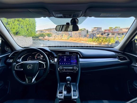Galeriden Honda Civic 1.6i VTEC Elegance 2018 Model İzmir