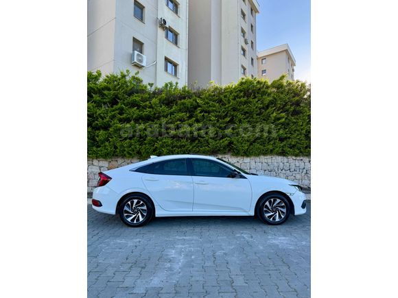 Galeriden Honda Civic 1.6i VTEC Elegance 2018 Model İzmir