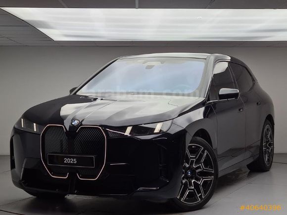 KOSİFLER OTO BAĞDAT CADDESİ 2025 MODEL BMW İX