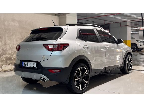 Sahibinden Kia Stonic 1.4 MPI Cool 2022 Model