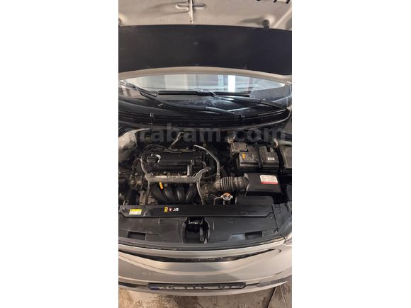Sahibinden Kia Stonic 1.4 MPI Cool 2022 Model