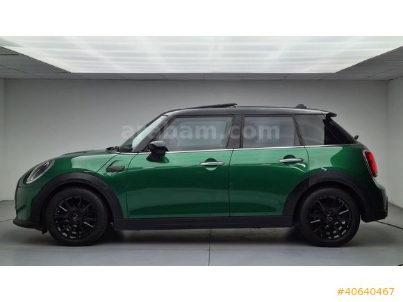 KOSİFLER OTO BOSTANCI 2023 MODEL MİNİ COOPER