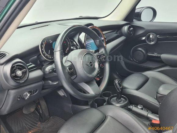 KOSİFLER OTO BOSTANCI 2023 MODEL MİNİ COOPER