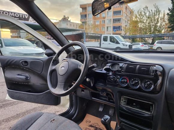 Sahibinden Ford Escort 1.6 CL 1996 Model