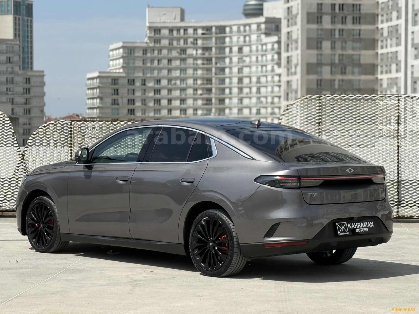 Galeriden TOGG T10F V2 Uzun Menzil 2025 Model İstanbul 15.800 km Füme 6