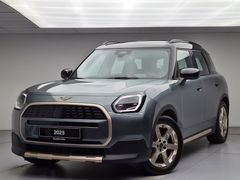 KOSİFLER OTO BOSTANCI 2025 MODEL MİNİ COUNTRYMAN E