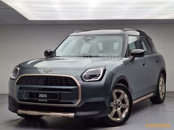 KOSİFLER OTO BOSTANCI 2025 MODEL MİNİ COUNTRYMAN E