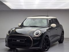 KOSİFLER OTO BOSTANCI 2023 MODEL MİNİ COOPER