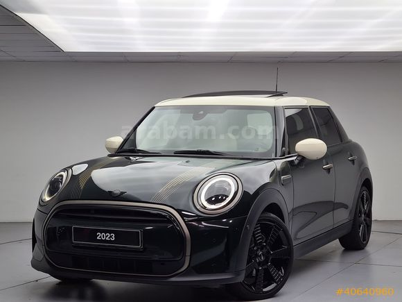 KOSİFLER OTO BOSTANCI 2023 MODEL MİNİ COOPER