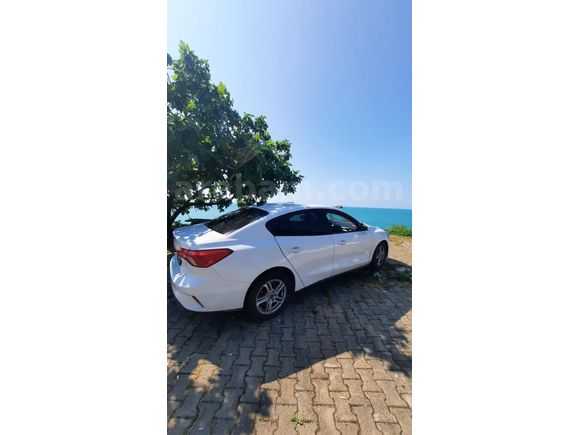 Sahibinden Ford Focus 1.5 TDCi Trend X 2021 Model Ankara 56.000 km Beyaz