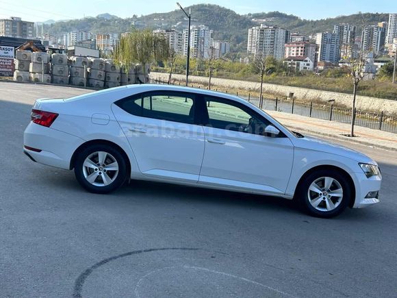 Sahibinden Skoda SuperB 1.4 TSI Active 2017 Model